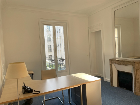 bureau 2.jpg